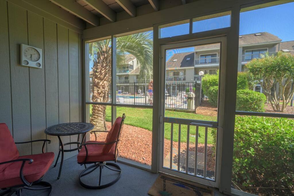 Poolside Condo In Surfside Beach Миртъл Бийч Екстериор снимка